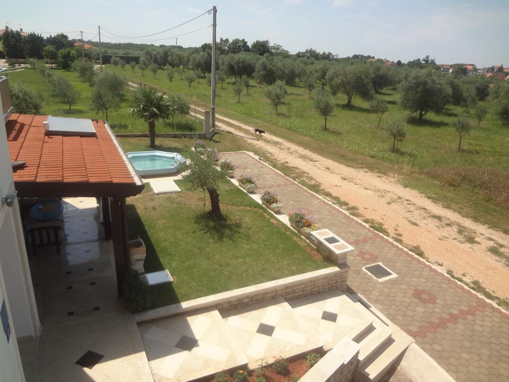 Apartments Zdravac Ουμάγκ Εξωτερικό φωτογραφία